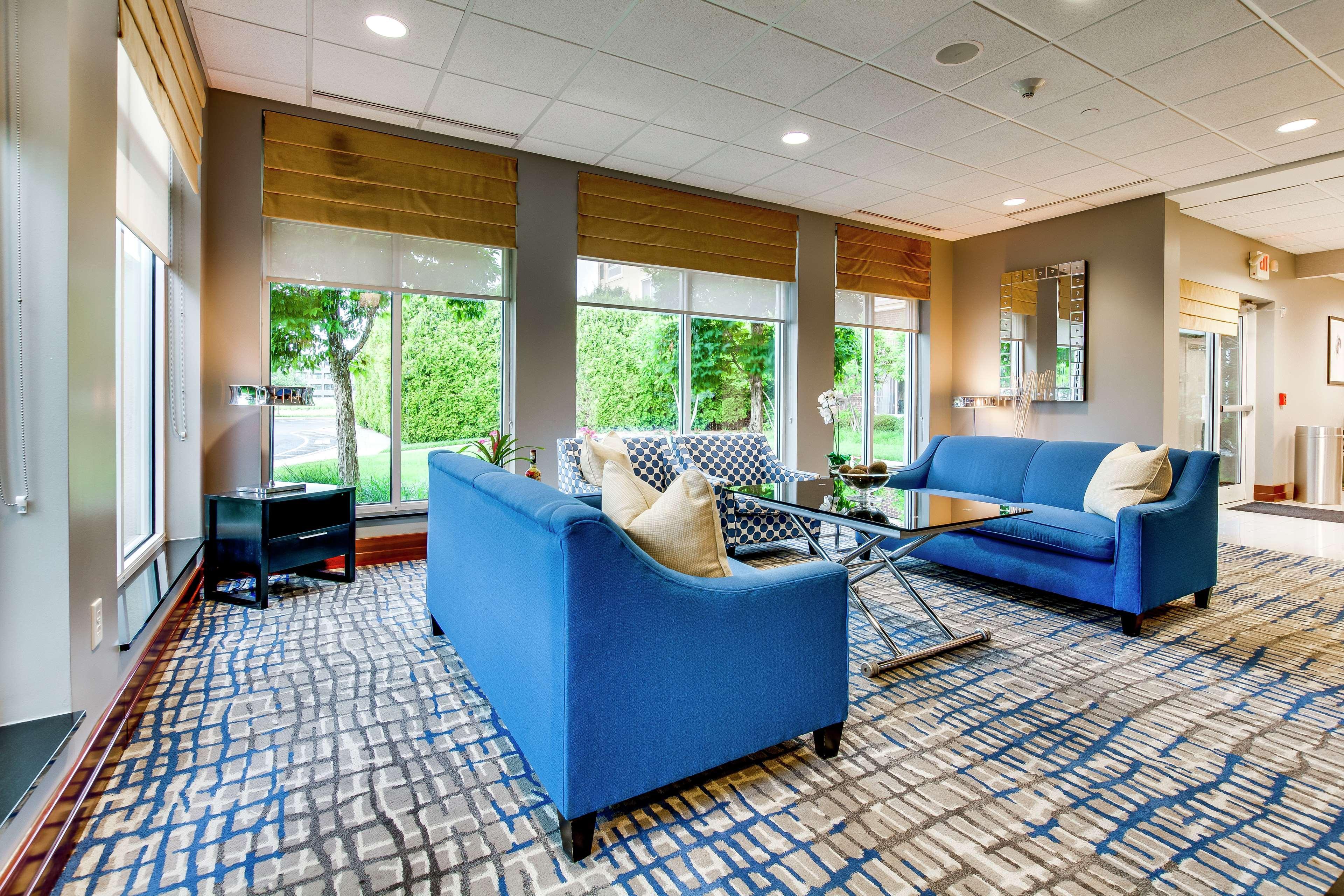 Hilton Garden Inn Louisville-Northeast Kültér fotó