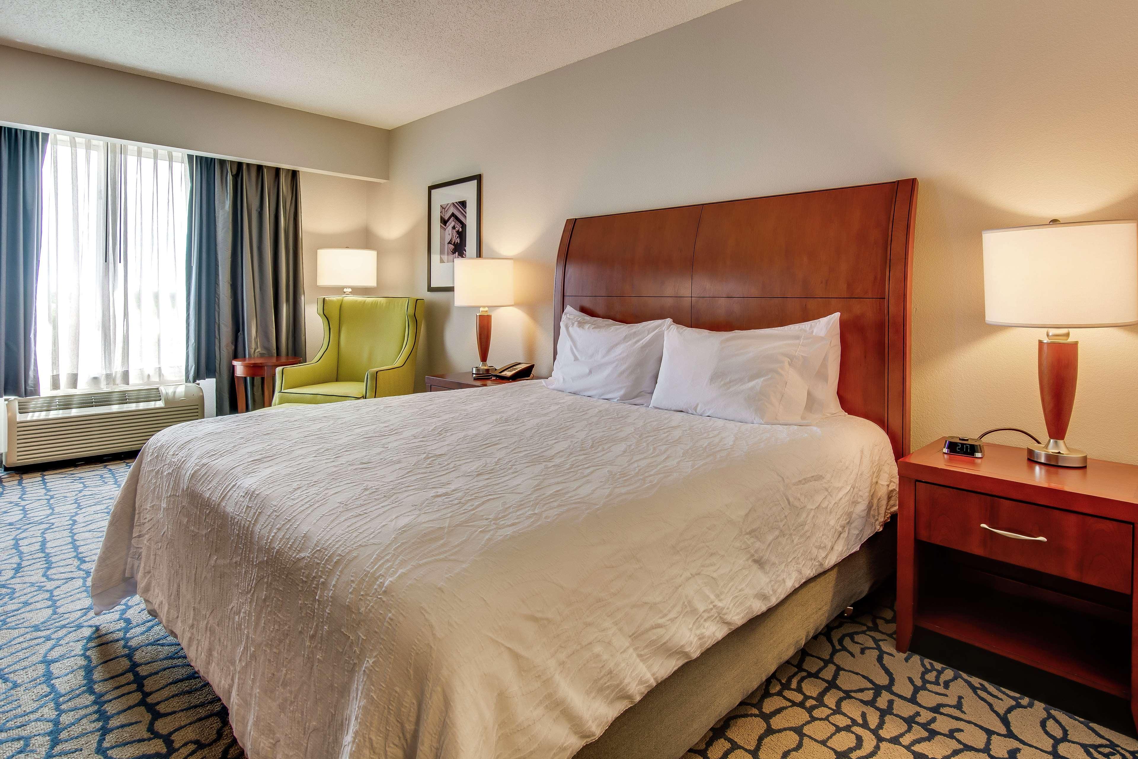 Hilton Garden Inn Louisville-Northeast Kültér fotó