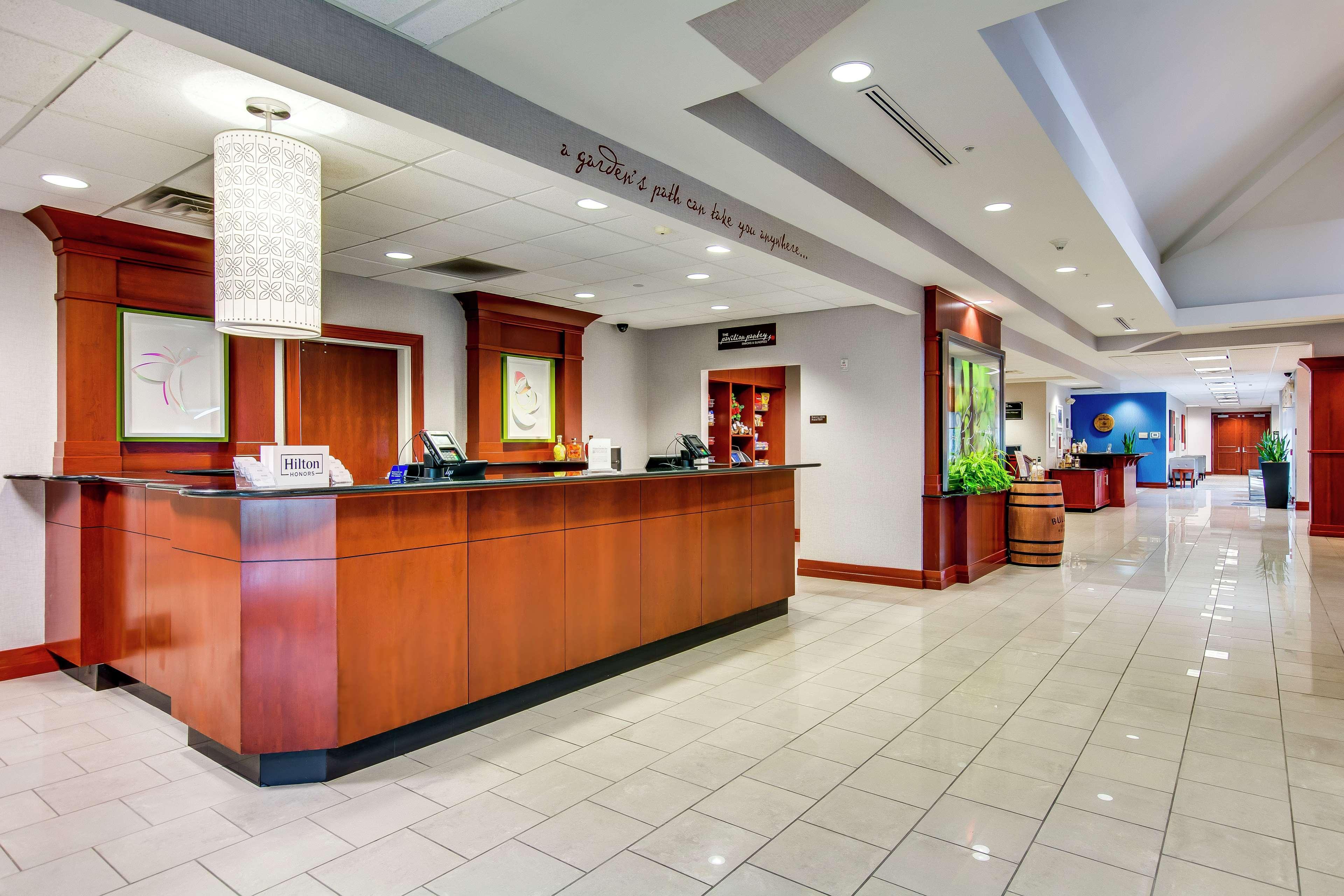Hilton Garden Inn Louisville-Northeast Kültér fotó