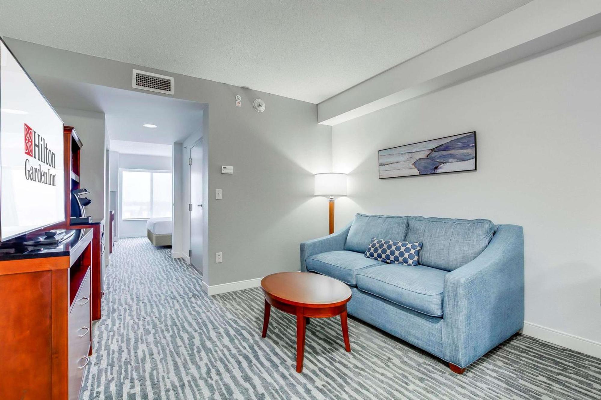 Hilton Garden Inn Louisville-Northeast Kültér fotó