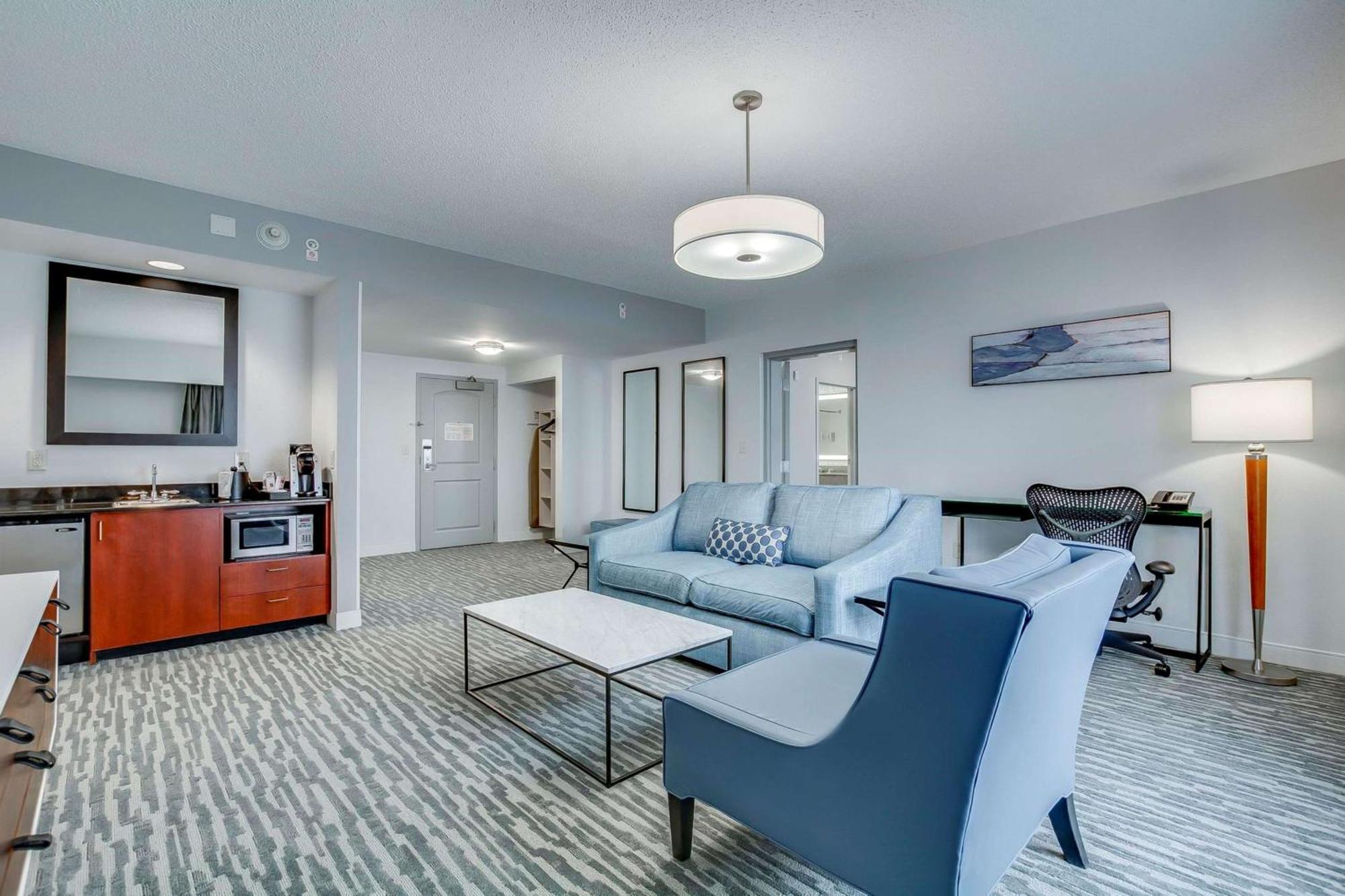 Hilton Garden Inn Louisville-Northeast Kültér fotó
