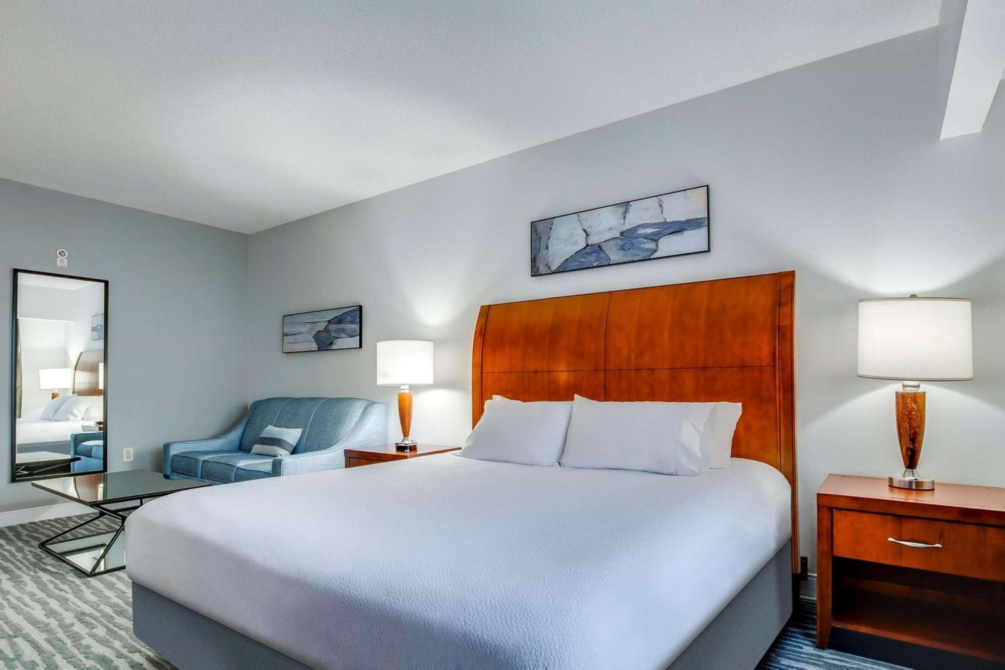 Hilton Garden Inn Louisville-Northeast Kültér fotó